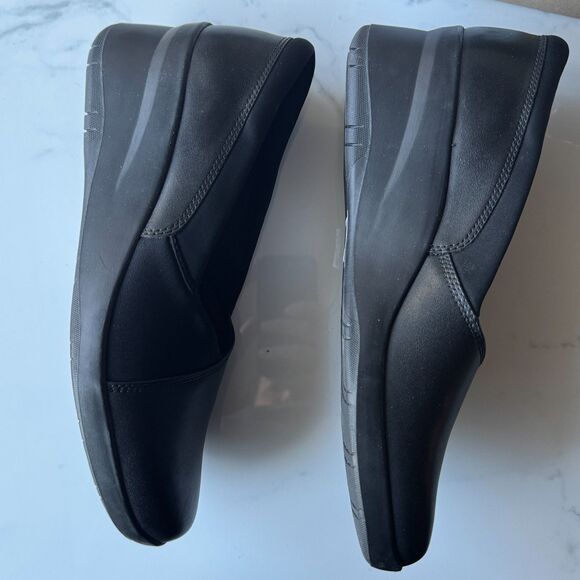 NWT Leather Clarks Suttyn Walk Wedge Slip-On - 11M - Picture 10 of 12